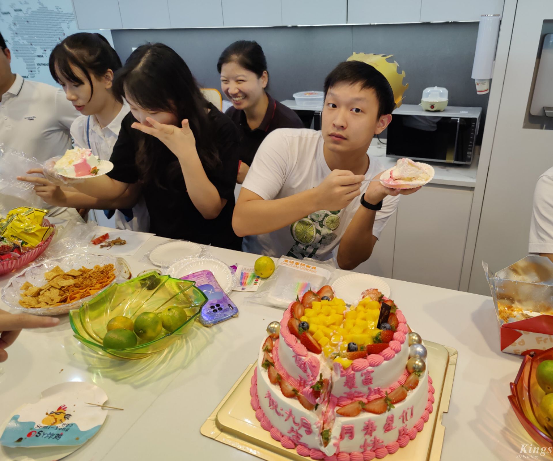 奮斗的時(shí)光里，在金石我們一起成長